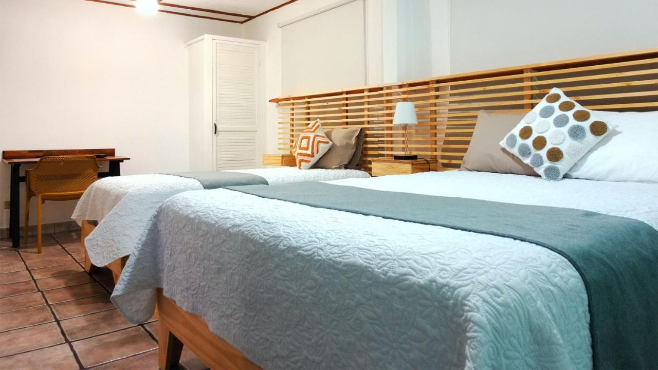 Trebol Amarillo Bed & Breakfast Эскасу Экстерьер фото